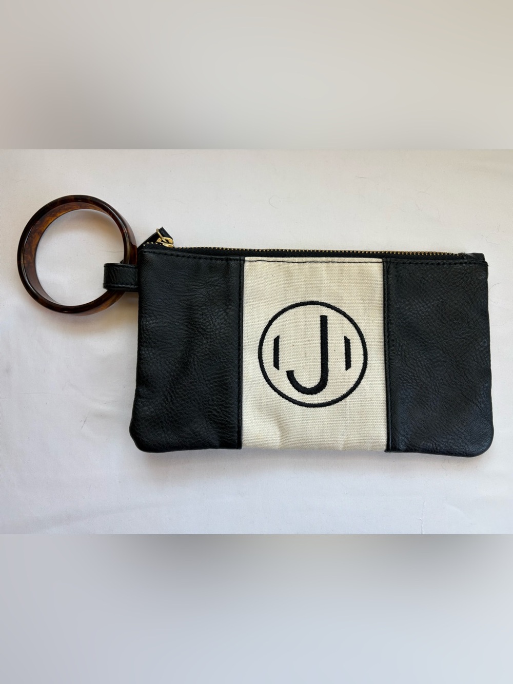 Mud Pie  wristlet